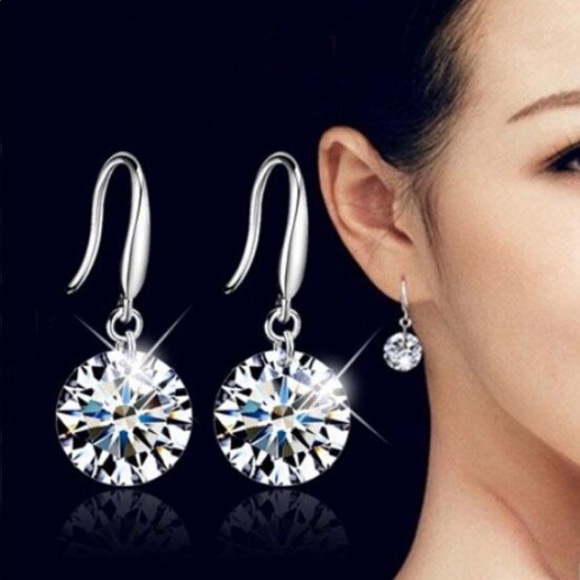 Jewelry - Swarovski Drill Crystal Earrings